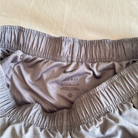 Nike Women's Light Gray Athletic Shorts - Picture 4 of 4